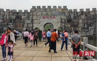 “醉”美金秋 臨港無(wú)極鬼谷旅游景區(qū)盛大開(kāi)幕與秋日旅游項(xiàng)目策劃